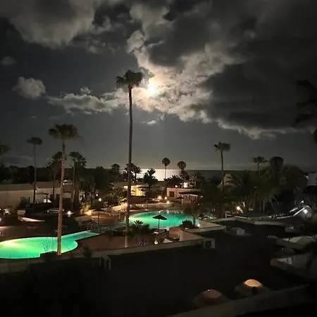 Luxury Ocean View Playa Roca アパート *
